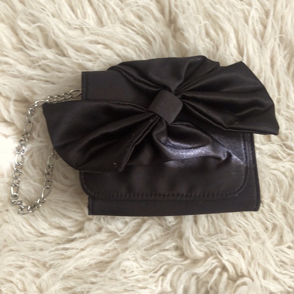 White House Black Market Handbags - White House Black Market black bow satin clutch